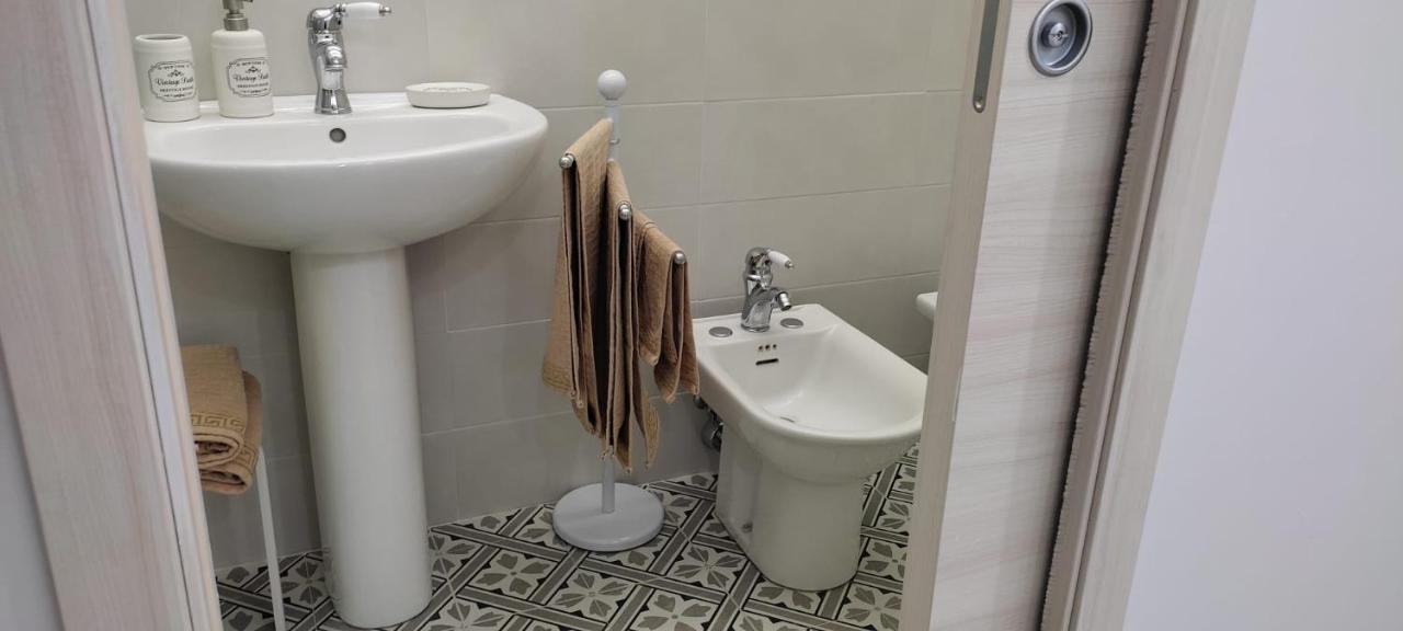 Le 3 Dee Bed & Breakfast Reggio Calabria Exterior photo